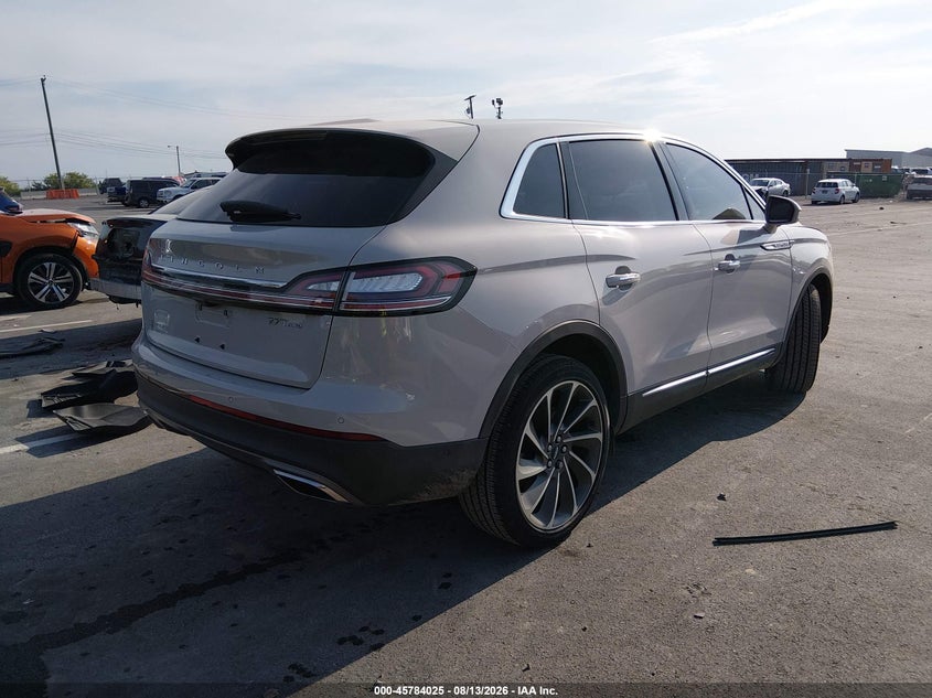 2020 Lincoln Nautilus VIN 2LMPJ8KP4LBL02995 IAAI salvage auction — LEFT FRONT, Salvage (Tennessee), sold $8,000 on 2026-08-27 (photo 4)