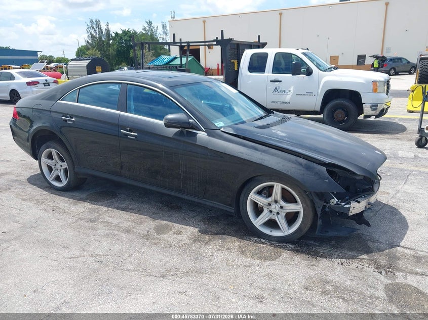 2009 Mercedes-benz Cls-class VIN WDDDJ72X79A148645 IAAI salvage auction — LEFT FRONT, Rebuildable (Florida), sold $450 on 2026-08-13 (photo 1)