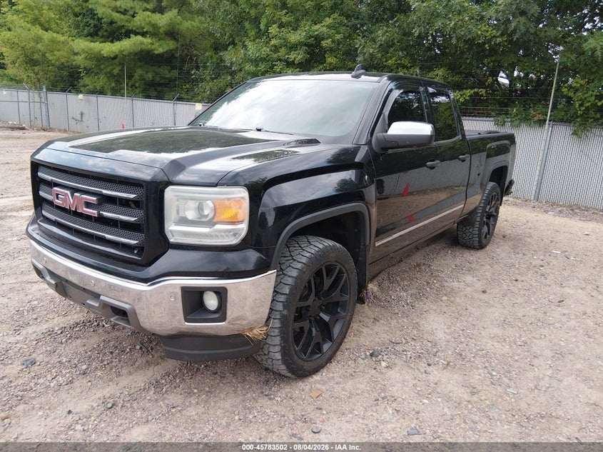 2015 Gmc SIERRA VIN 1GTV2VEC8FZ333762 IAAI salvage auction — FRONT & REAR, Salvage Title, sold $25 on 2026-08-23 (photo 2)