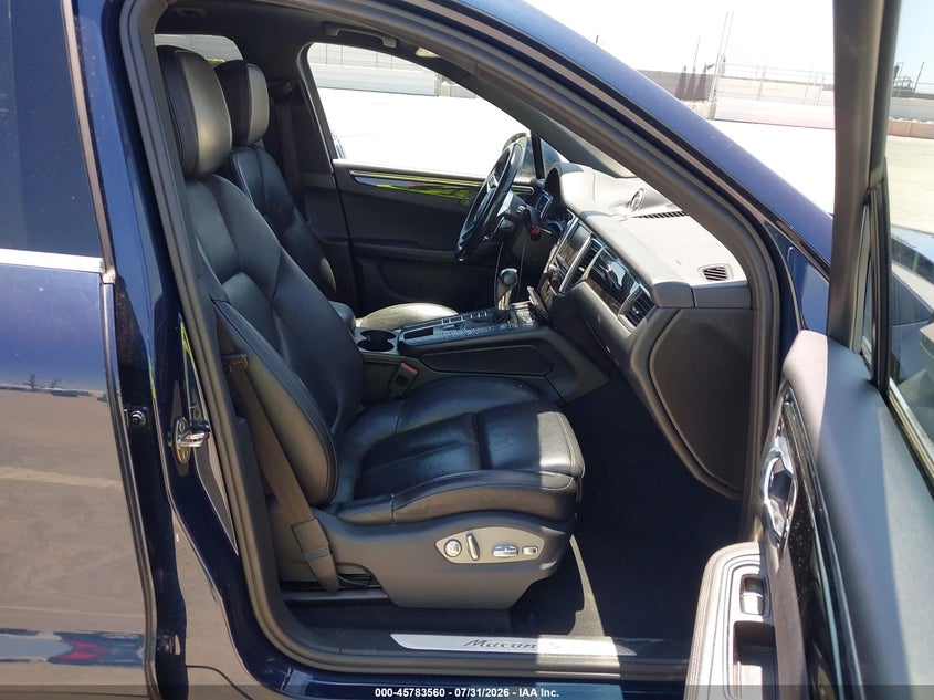 2015 Porsche Macan VIN WP1AB2A54FLB74115 IAAI salvage auction — LEFT REAR, Clear - Dealer Only (California), sold $5,550 on 2026-08-19 (photo 5)