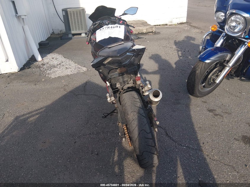 2013 Kawasaki Ninja VIN JKAEX8A19DDA08326 IAAI salvage auction — LEFT SIDE, Wait Title, sold $525 on 2026-09-22 (photo 6)
