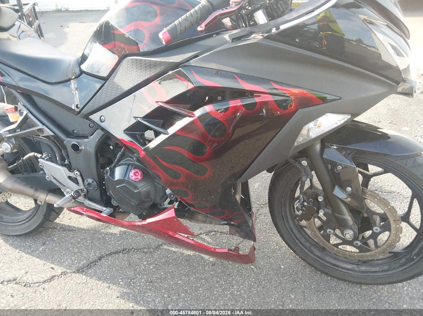 2013 Kawasaki Ninja VIN JKAEX8A19DDA08326 IAAI salvage auction — LEFT SIDE, Wait Title, sold $525 on 2026-09-22 (photo 8)