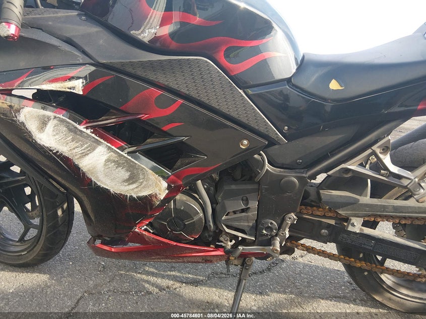 2013 Kawasaki Ninja VIN JKAEX8A19DDA08326 IAAI salvage auction — LEFT SIDE, Wait Title, sold $525 on 2026-09-22 (photo 9)