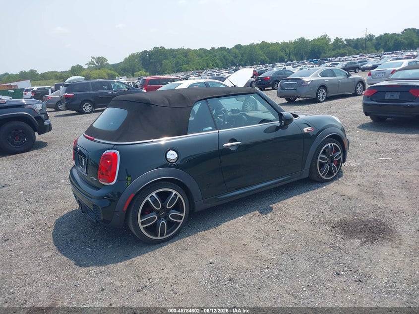 2017 Mini Convertible VIN WMWWH9C57H3A78039 IAAI salvage auction — NORMAL WEAR, Clear (Washington), sold $7,550 on 2026-08-17 (photo 4)
