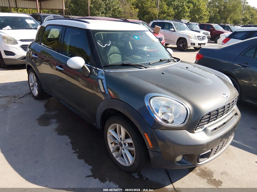 2014 Mini Countryman VIN WMWZC3C5XEWP27087 IAAI salvage auction — NORMAL WEAR, Salvage Title, sold $275 on 2026-08-17 (photo 1)