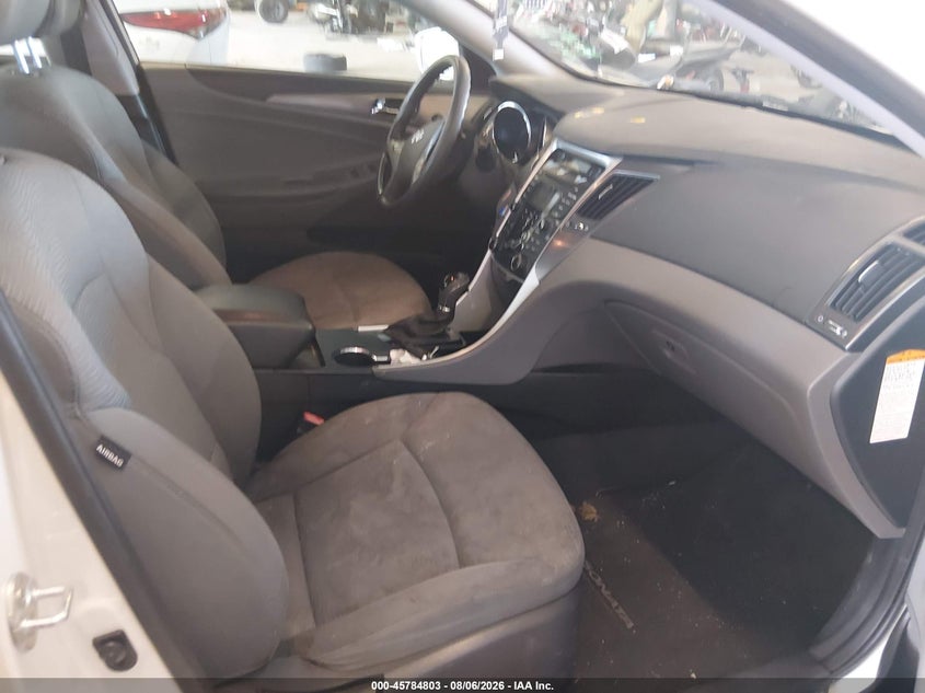 2012 Hyundai VIN KMHEC4A42CA047837 IAAI salvage auction — LEFT REAR, Clear (Tennessee), sold $900 on 2026-08-21 (photo 5)