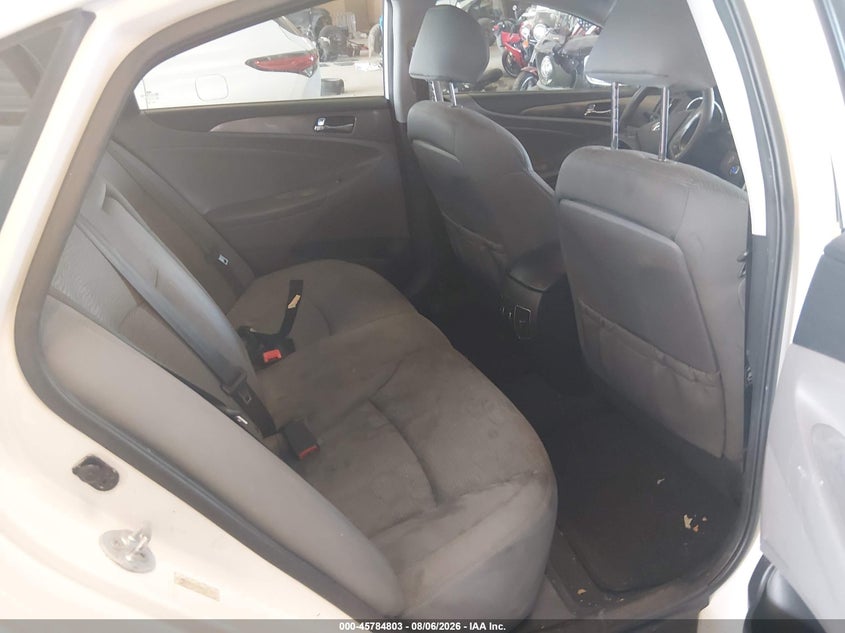 2012 Hyundai VIN KMHEC4A42CA047837 IAAI salvage auction — LEFT REAR, Clear (Tennessee), sold $900 on 2026-08-21 (photo 8)