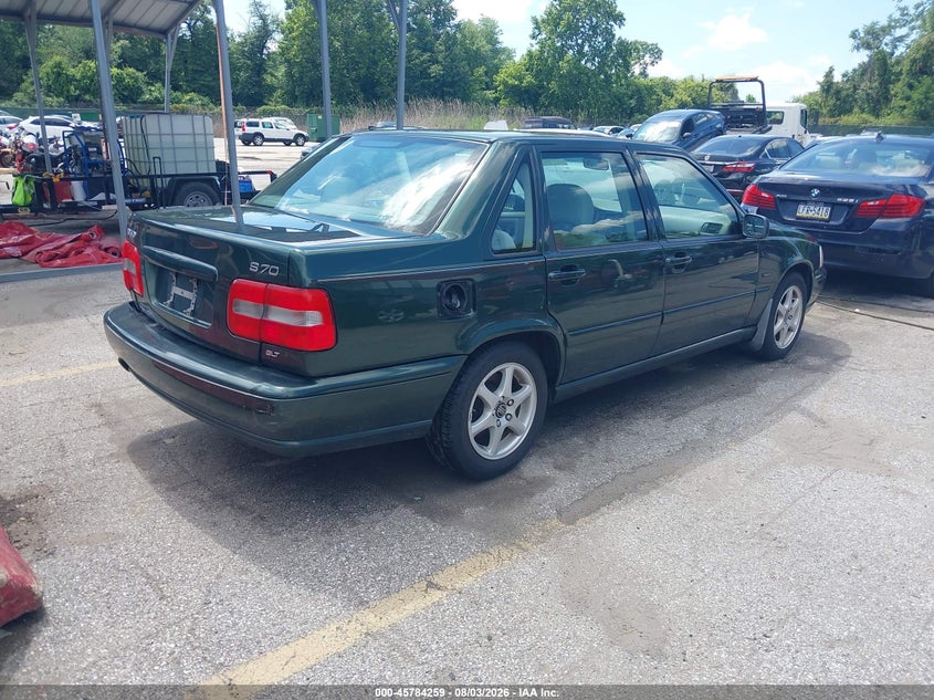 1998 Volvo S70 VIN YV1LS5675W3525047 IAAI salvage auction — SIDE, Salvage - Greater Than 75% (Maryland), sold $250 on 2026-08-20 (photo 4)