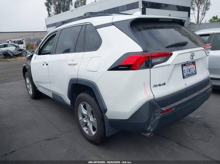 2021 Toyota Rav 4 VIN 2T3W1RFV6MW105058 IAAI salvage auction — FRONT END, Wait Title, sold $9,800 on 2026-08-23 (photo 3)