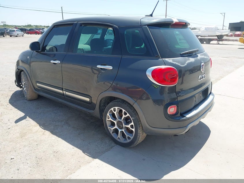 2014 Fiat 500l VIN ZFBCFADH4EZ007668 IAAI salvage auction — NORMAL WEAR, Salvage Title, sold $125 on 2026-08-06 (photo 3)