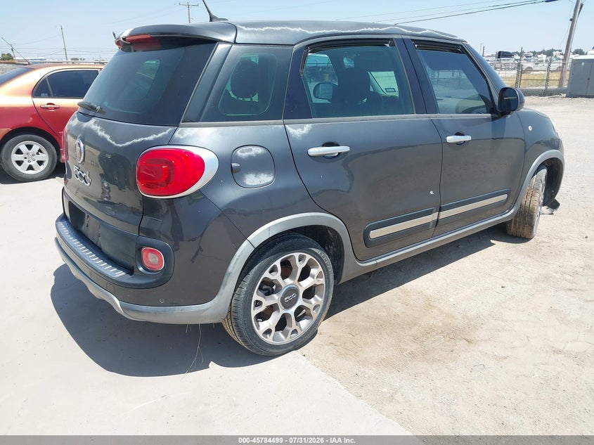 2014 Fiat 500l VIN ZFBCFADH4EZ007668 IAAI salvage auction — NORMAL WEAR, Salvage Title, sold $125 on 2026-08-06 (photo 4)