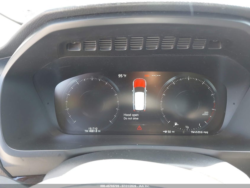 2017 Volvo Xc90 VIN YV4102KK2H1141301 IAAI salvage auction — NORMAL WEAR, Salvage Title, sold $1,050 on 2026-08-13 (photo 7)