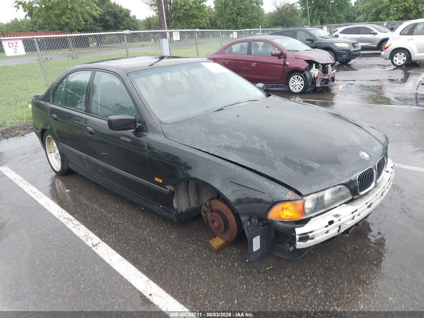 1998 BMW 5 series VIN WBADE5322WBV95179 IAAI salvage auction — SIDE, Clear (New Jersey), sold $925 on 2026-08-17 (photo 1)