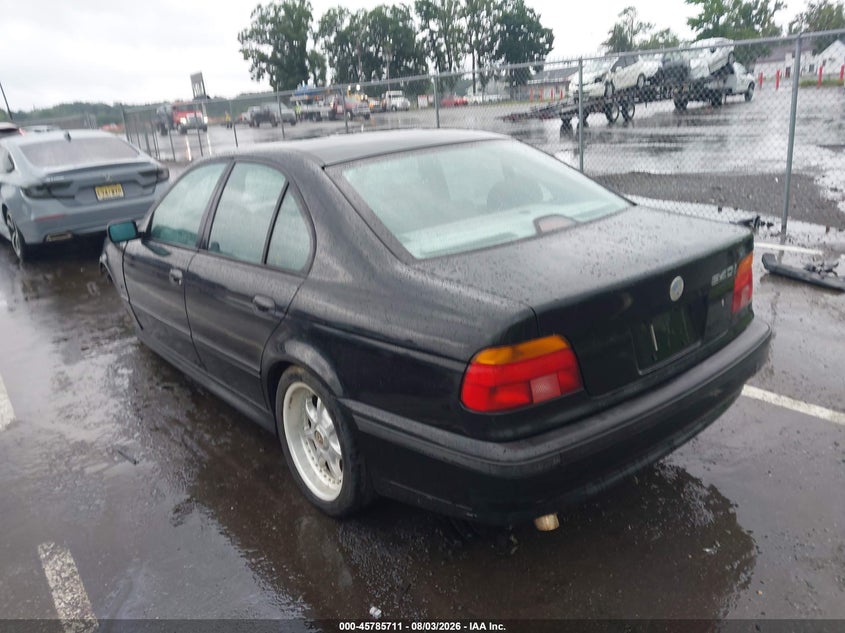 1998 BMW 5 series VIN WBADE5322WBV95179 IAAI salvage auction — SIDE, Clear (New Jersey), sold $925 on 2026-08-17 (photo 3)