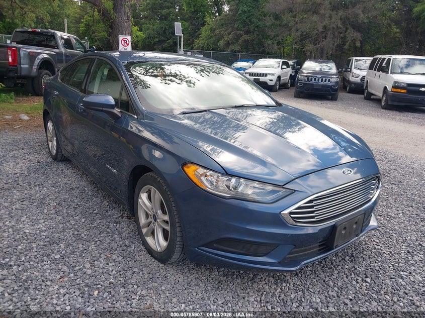 2018 Ford Fusion VIN 3FA6P0LU1JR261603 — IAAI salvage auction photo