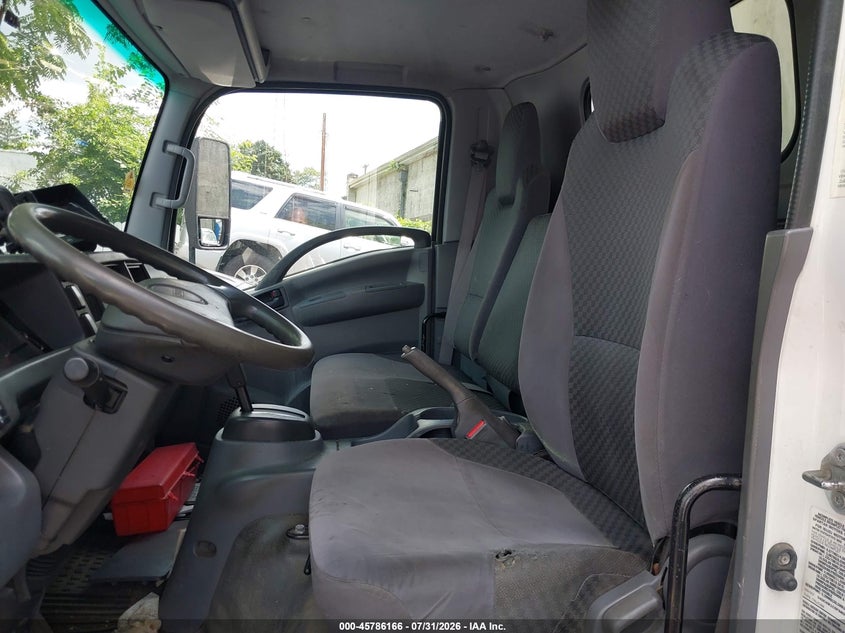 2015 Isuzu Npr hd VIN 54DC4W1C5FS806227 IAAI salvage auction — ENGINE DAMAGE, Clear (New Hampshire), sold $3,000 on 2026-09-06 (photo 7)