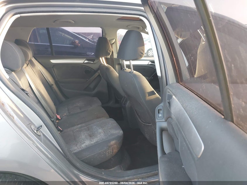 2011 Volkswagen Golf VIN WVWDM7AJ0BW074976 IAAI salvage auction — NORMAL WEAR, Clear (Texas), sold $1,000 on 2026-08-13 (photo 8)