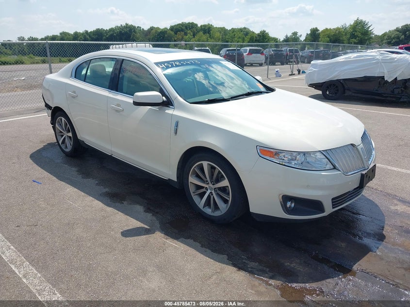 2009 Lincoln Mks VIN 1LNHM93R29G620256 IAAI salvage auction — REAR END, Clear (Indiana), sold $875 on 2026-09-02 (photo 1)