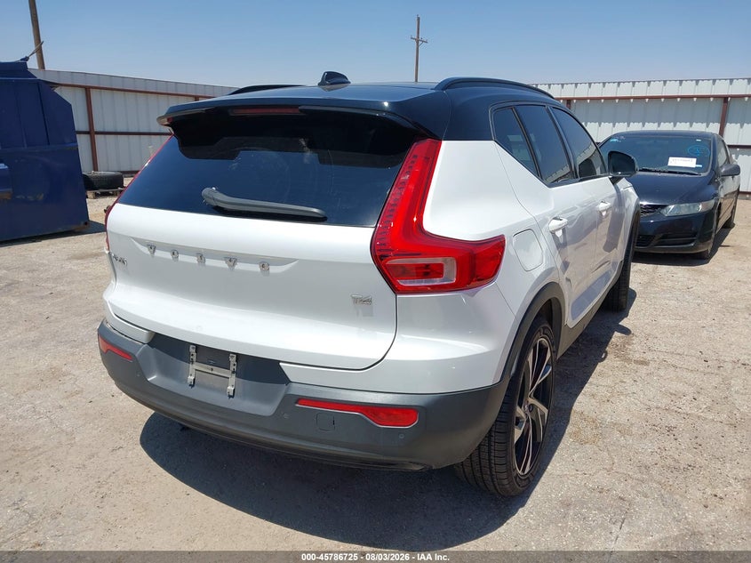 2022 Volvo Xc40 VIN YV4AC2HM9N2700221 IAAI salvage auction — SIDE, Salvage Title, sold $4,250 on 2026-08-27 (photo 4)