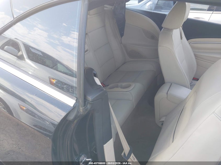 2012 Volkswagen Eos VIN WVWBW7AHXCV001832 IAAI salvage auction — NORMAL WEAR, Clear-Dealer Only (Arizona), sold $225 on 2026-08-11 (photo 8)