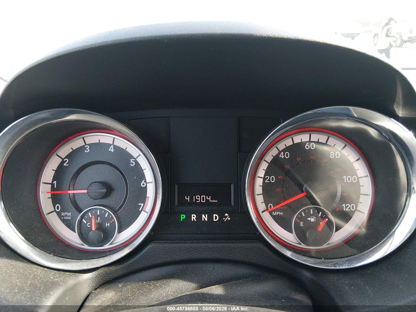 2018 Dodge Grand caravan VIN 2C4RDGBG4JR296792 IAAI salvage auction — NORMAL WEAR, SF97 (California), sold $10,000 on 2026-09-10 (photo 7)