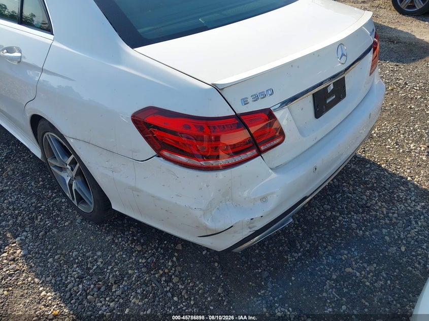 2016 Mercedes-benz E-class VIN WDDHF8JB9GB245416 IAAI salvage auction — NORMAL WEAR, Clear (New York), sold $7,150 on 2026-08-18 (photo 6)