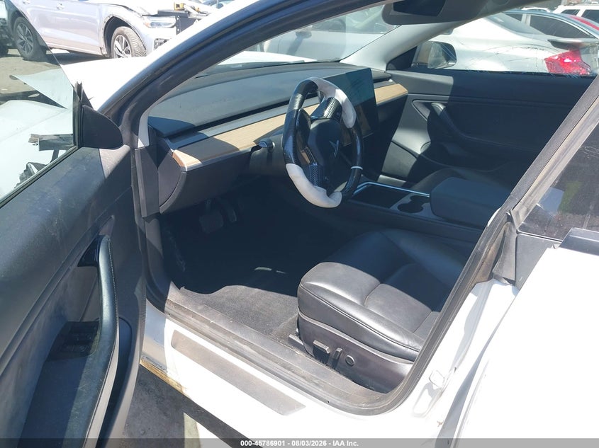 2022 Tesla Model 3 VIN 5YJ3E1EA0NF199159 IAAI salvage auction — SIDE, Salvage Title, sold $2,750 on 2026-09-26 (photo 5)