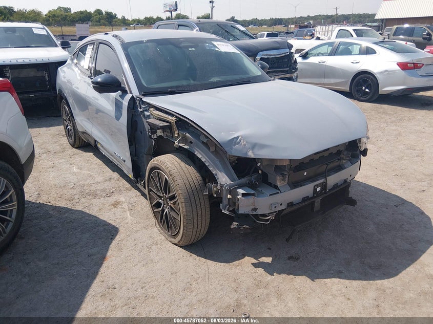2024 Ford Mustang mach-e VIN 3FMTK3R76RMA34717 — IAAI salvage auction photo