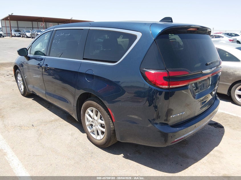 2023 Chrysler Pacifica VIN 2C4RC1BG0PR627568 IAAI salvage auction — NORMAL WEAR, Salvage Title, sold $9,300 on 2026-08-19 (photo 3)