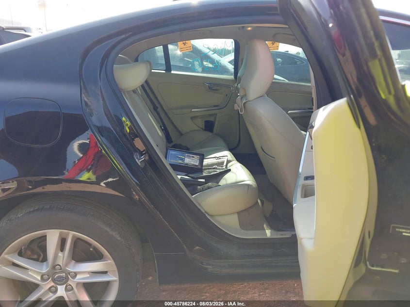 2015 Volvo S60 VIN YV140MFC5F1307168 IAAI salvage auction — ENGINE DAMAGE, Clear (Oklahoma), sold $200 on 2026-08-06 (photo 8)