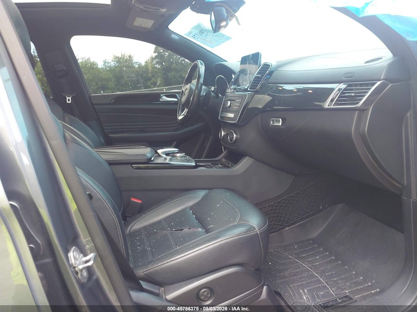 2019 Mercedes-benz Amg gle coupe VIN 4JGED6EB2KA153317 IAAI salvage auction — VANDALISM, Mv-907A (New York), sold $17,750 on 2026-09-01 (photo 5)