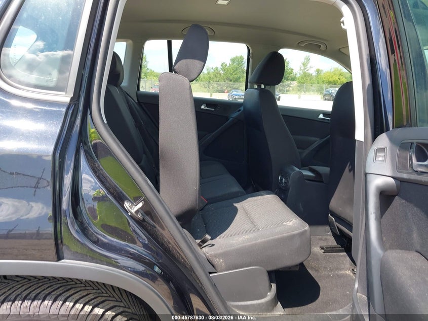 2018 Volkswagen Tiguan VIN WVGBV7AXXJK004539 IAAI salvage auction — REAR END, Salvage Title, sold $3,475 on 2026-08-19 (photo 8)