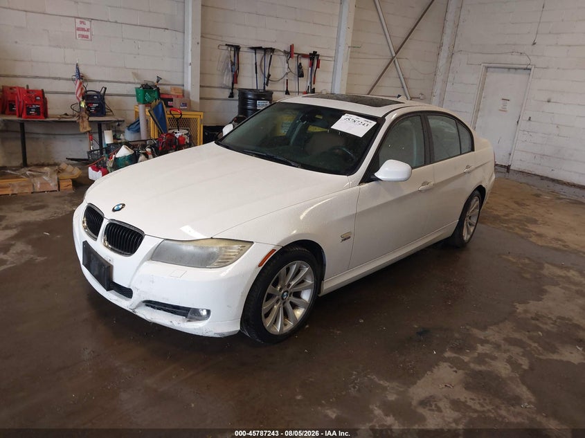 2011 BMW 3er VIN WBAPK5C52BA995677 IAAI salvage auction — LEFT FRONT, Salvage - Greater Than 75% (Maryland), sold $975 on 2026-09-07 (photo 2)