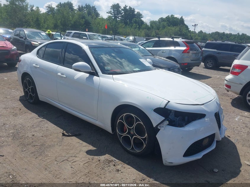 2020 Alfa romeo Giulia VIN ZARFANBN7L7637708 — IAAI salvage auction photo