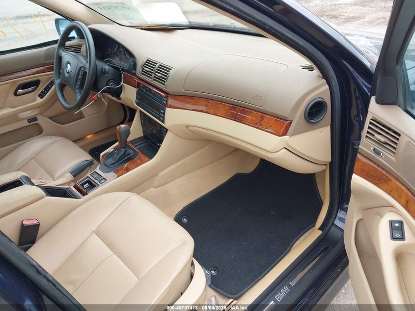 2000 BMW 5 series VIN WBADM6341YGU23354 IAAI salvage auction — NORMAL WEAR, Clear (Virginia), sold $550 on 2026-08-14 (photo 5)