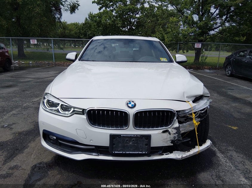 2017 BMW 3er VIN WBA8D9G50HNU61059 IAAI salvage auction — FRONT END, Salvage Title, sold $7,700 on 2026-08-20 (photo 6)