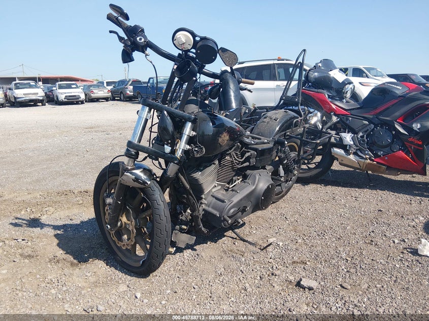 2017 Harley-davidson Low rider VIN 1HD1GS818HC320992 IAAI salvage auction — FRONT END, Wait Title, sold $1,575 on 2026-09-19 (photo 1)