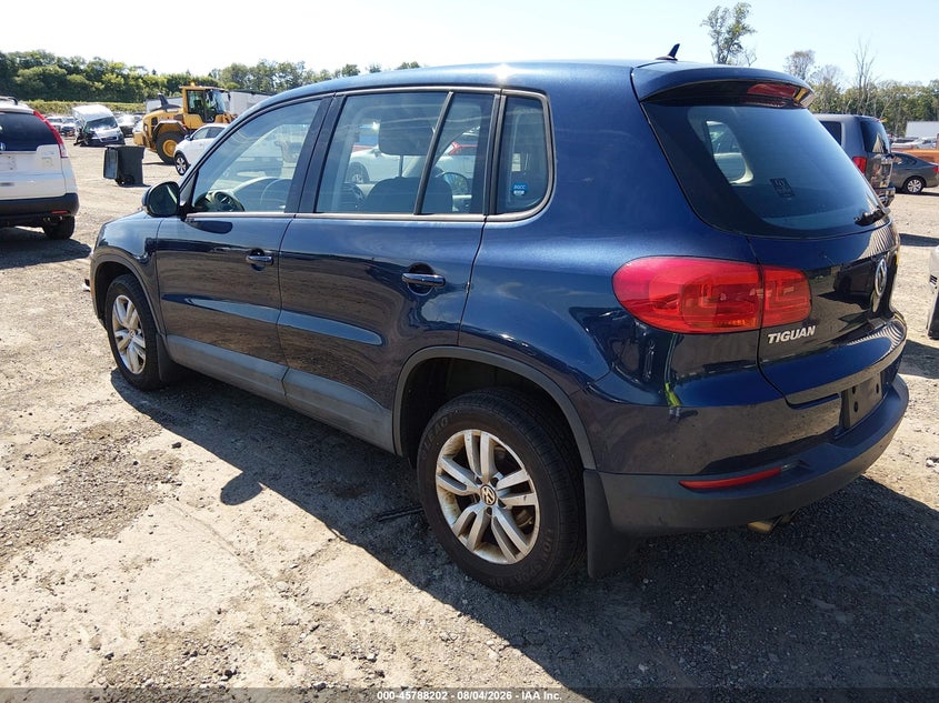 2014 Volkswagen Tiguan VIN WVGBV3AXXEW592370 IAAI salvage auction — NORMAL WEAR, Clear (New Jersey), sold $25 on 2026-08-13 (photo 3)