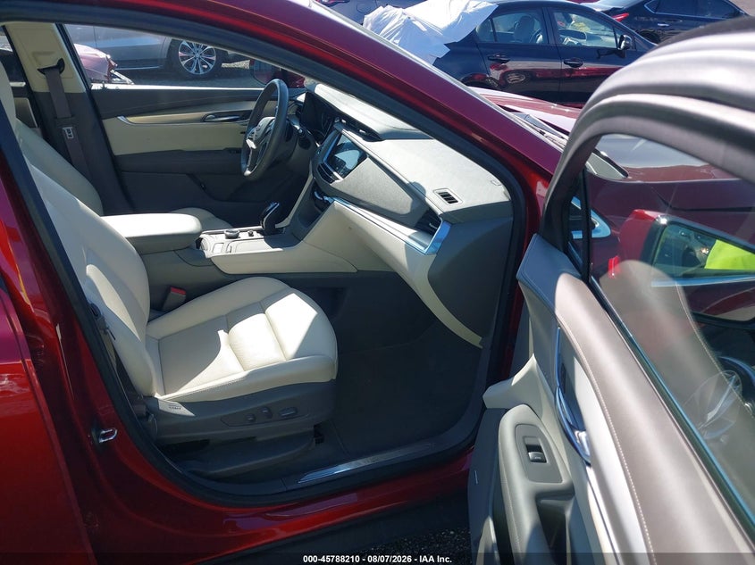 2021 Cadillac Xt5 VIN 1GYKNDRS3MZ222128 IAAI salvage auction — RIGHT FRONT, Salvage - 75% Or Less (Maryland), sold $8,000 on 2026-08-24 (photo 5)