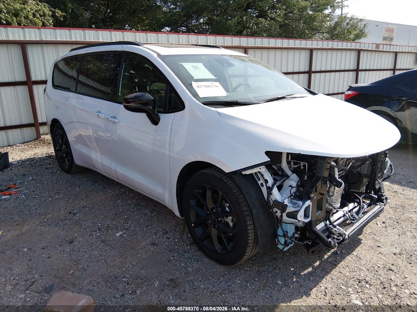 2027 Chrysler Pacifica VIN 2C4RC1GGXVR583570 — IAAI salvage auction photo
