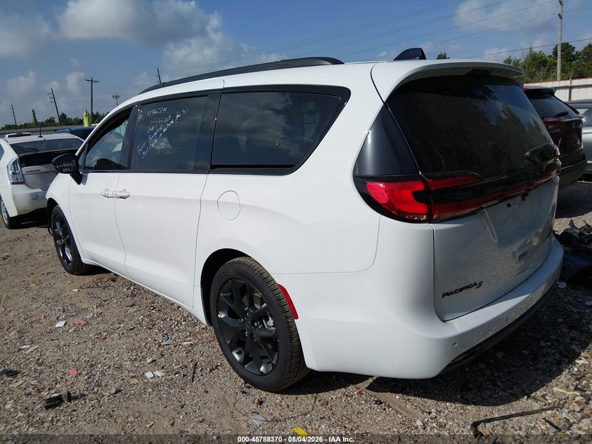 2027 Chrysler Pacifica VIN 2C4RC1GGXVR583570 IAAI salvage auction — FRONT END, Enterprise Vehicles Clear Only (Texas), sold $32,600 on 2026-08-23 (photo 3)