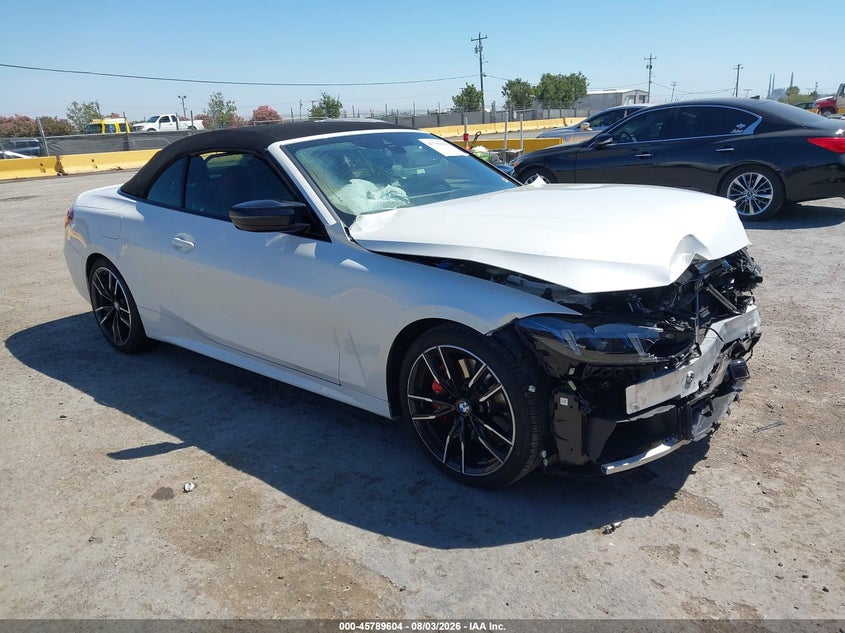 2025 BMW 4er VIN WBA63DB08SCU44876 — IAAI salvage auction photo