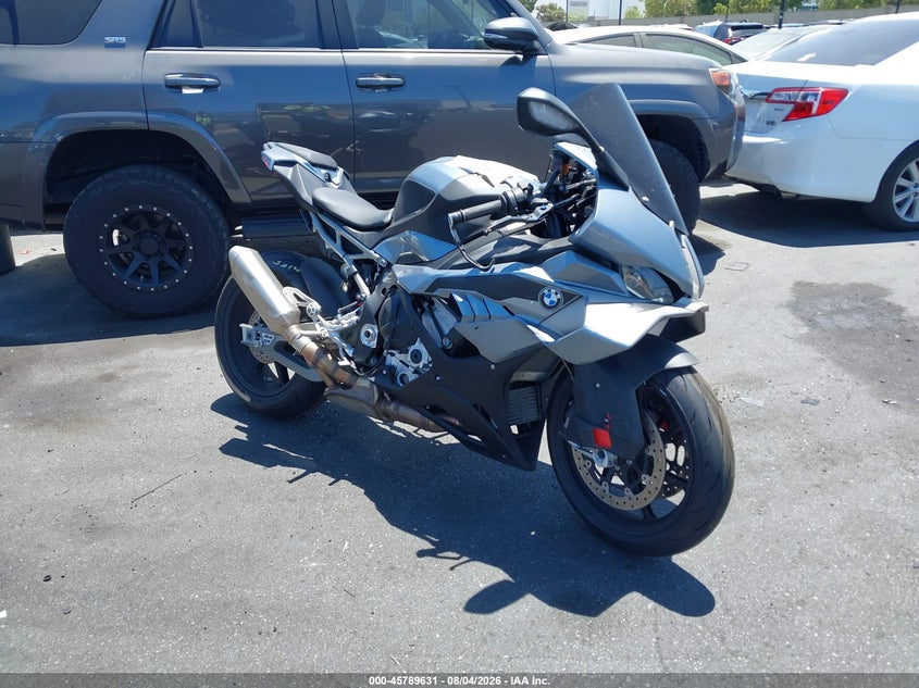 2025 BMW S 1000 VIN WB10P2301S6L52150 — IAAI salvage auction photo