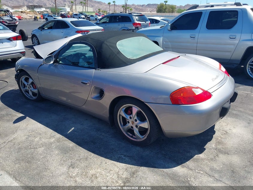 2001 Porsche Boxster VIN WP0CB298X1U664845 IAAI salvage auction — NORMAL WEAR, Clear (California), sold $500 on 2026-08-07 (photo 3)