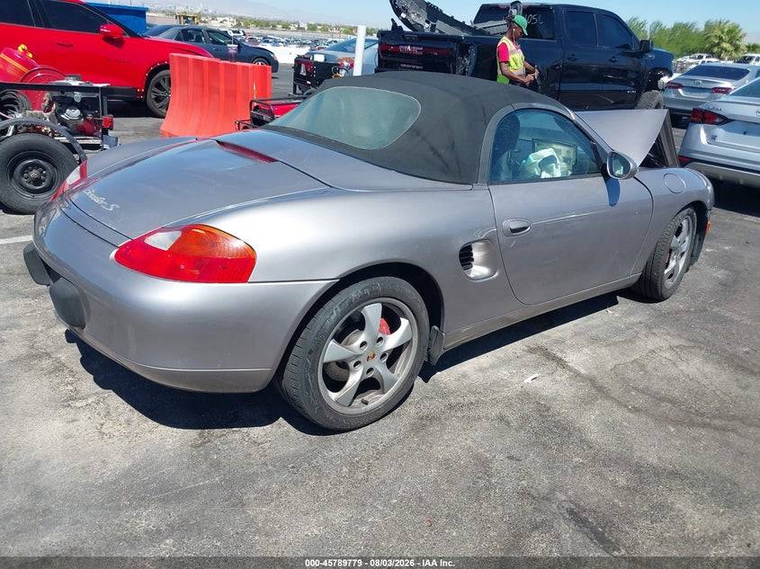 2001 Porsche Boxster VIN WP0CB298X1U664845 IAAI salvage auction — NORMAL WEAR, Clear (California), sold $500 on 2026-08-07 (photo 4)