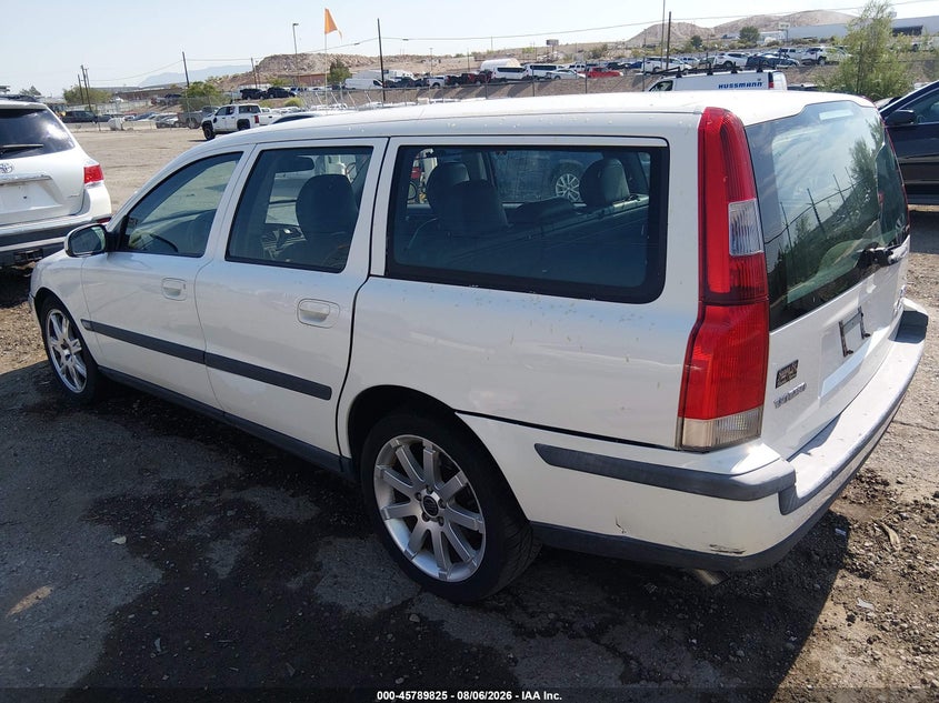 2003 Volvo V70 VIN YV1SJ59H532332210 IAAI salvage auction — NORMAL WEAR, Clear (New Mexico), sold $200 on 2026-08-17 (photo 3)