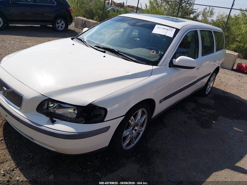 2003 Volvo V70 VIN YV1SJ59H532332210 IAAI salvage auction — NORMAL WEAR, Clear (New Mexico), sold $200 on 2026-08-17 (photo 6)