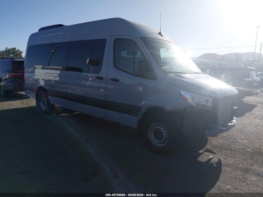 2026 Mercedes-benz Sprinter VIN W1Z4KGHY7TT615377 — IAAI salvage auction photo