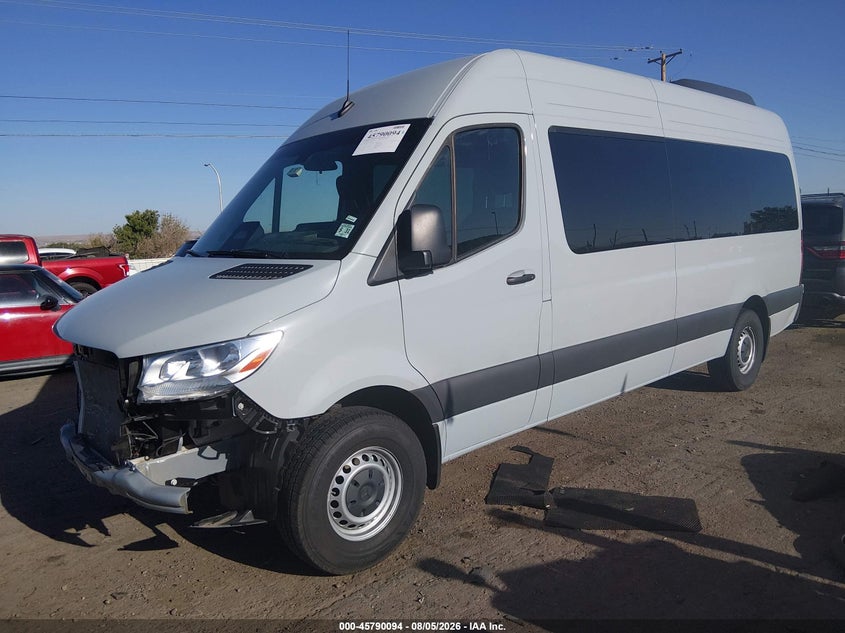 2026 Mercedes-benz Sprinter VIN W1Z4KGHY7TT615377 IAAI salvage auction — FRONT END, Enterprise Vehicles Clear Only (New Jersey), sold $39,625 on 2026-08-22 (photo 2)