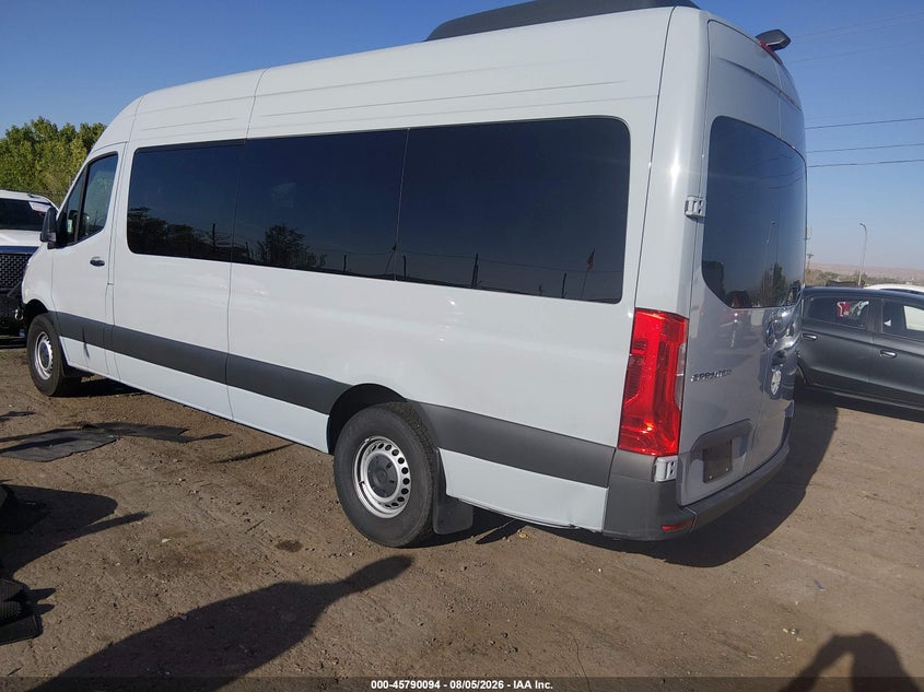 2026 Mercedes-benz Sprinter VIN W1Z4KGHY7TT615377 IAAI salvage auction — FRONT END, Enterprise Vehicles Clear Only (New Jersey), sold $39,625 on 2026-08-22 (photo 3)